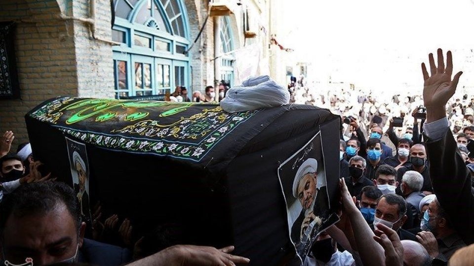 تشییع پیکر آیت‌الله صانعی در قم