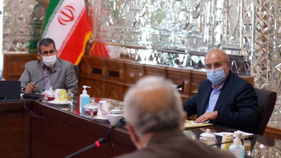 نشست قالیباف با وزیر اقتصاد و رئیس سازمان بورس