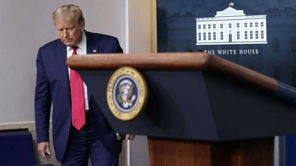 ترامپ برای به نتیجه رسیدن تحریم عجله ندارد/ هیچ دموکراتی به دستاورد او دست نمیزند ترامپ برای به نتیجه رسیدن تحریم عجله ندارد/ هیچ دموکراتی به دستاورد او دست نمیزند