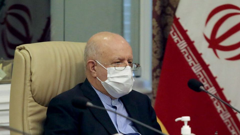 وزیر نفت: برای صدمین بار افزایش قیمت گازوئیل را تکذیب میکنم وزیر نفت: برای صدمین بار افزایش قیمت گازوئیل را تکذیب میکنم
