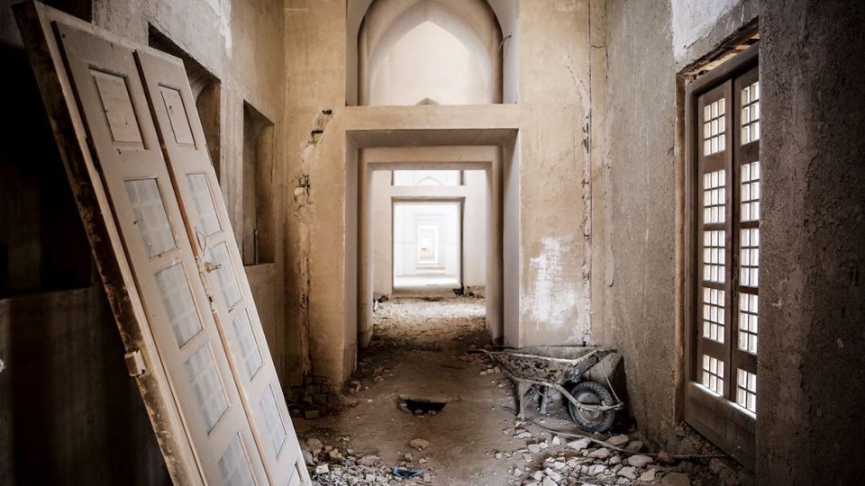 پشت پرده میدان امام اصفهان