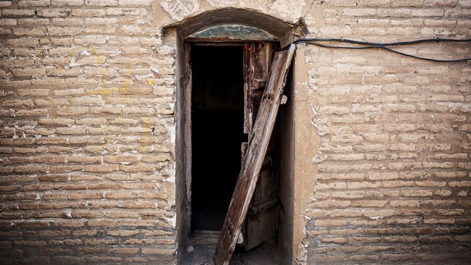 پشت پرده میدان امام اصفهان