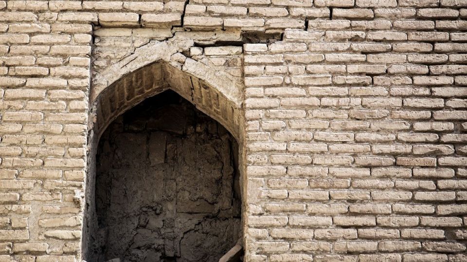 پشت پرده میدان امام اصفهان