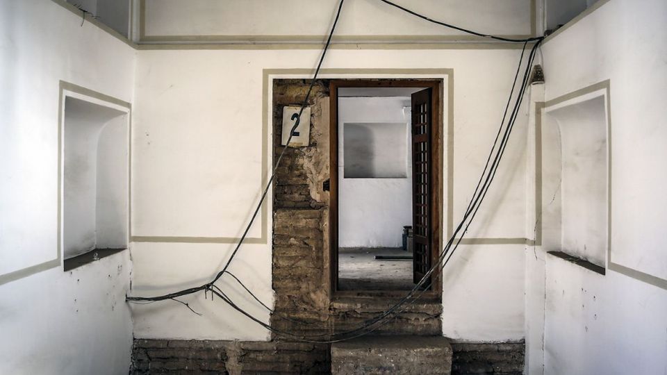 پشت پرده میدان امام اصفهان