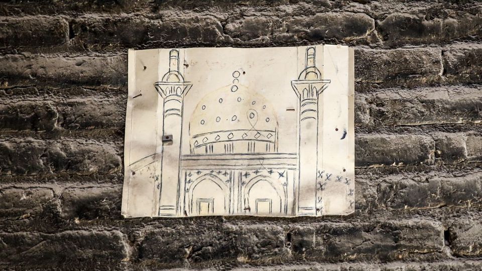 پشت پرده میدان امام اصفهان