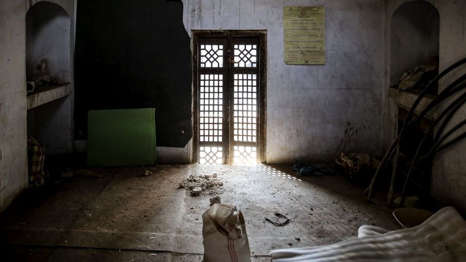 پشت پرده میدان امام اصفهان