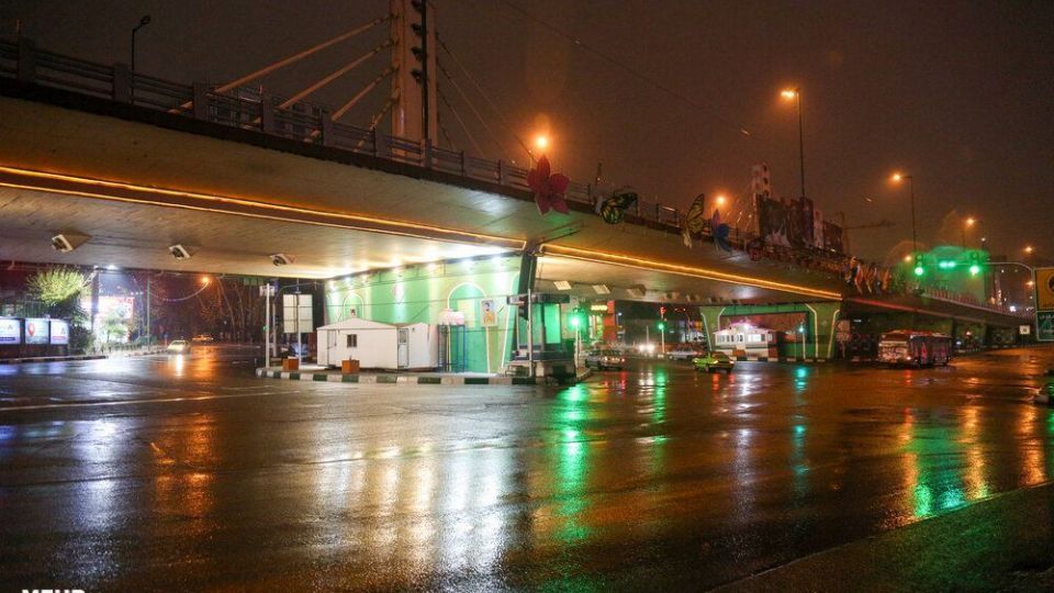 خیابان‌های تهران در اولین شب قرنطینه
