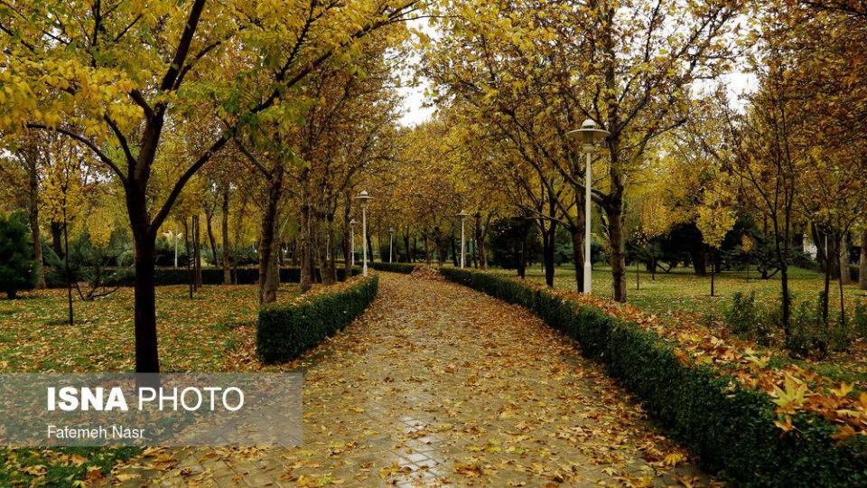 باران پاییزی در اصفهان