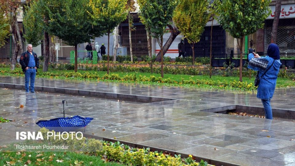 باران پاییزی در اصفهان