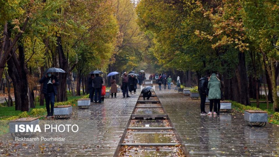 باران پاییزی در اصفهان