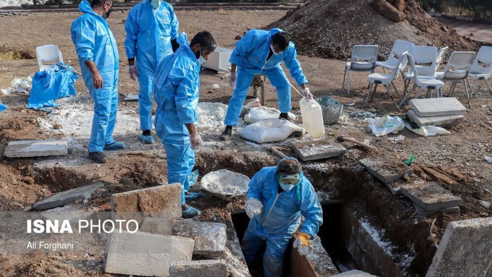 آرامستان ساوه در روزهای کرونایی