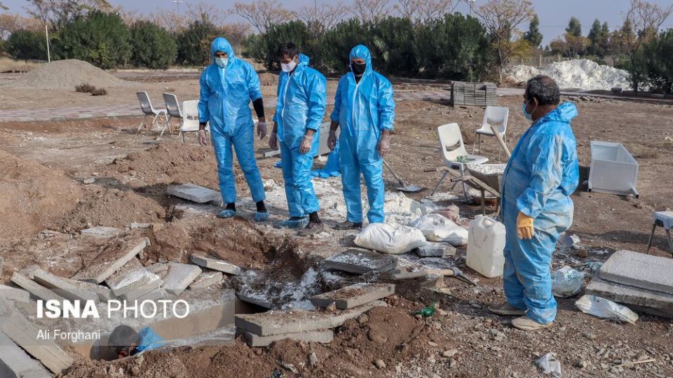 آرامستان ساوه در روزهای کرونایی