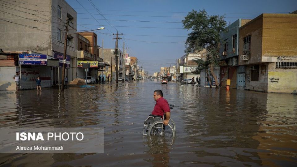 اهواز در آب