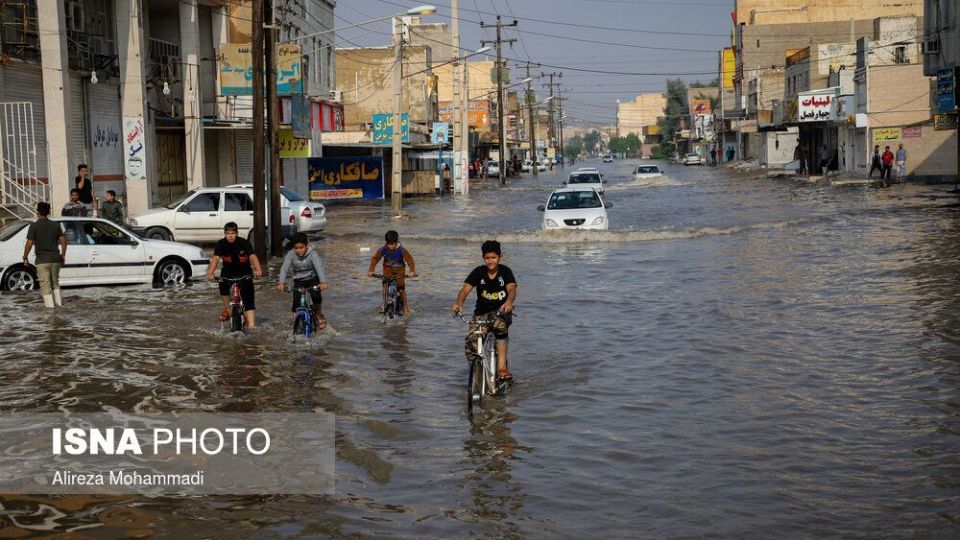 اهواز در آب