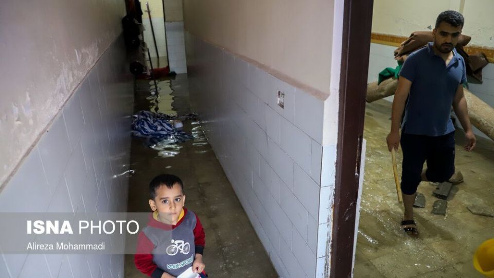 اهواز در آب