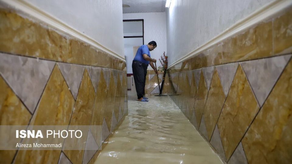 اهواز در آب