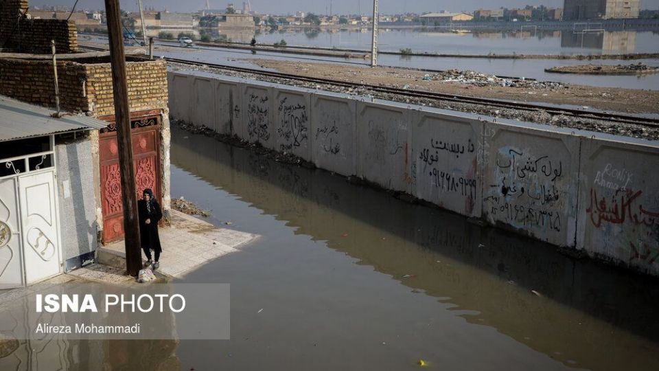 اهواز در آب