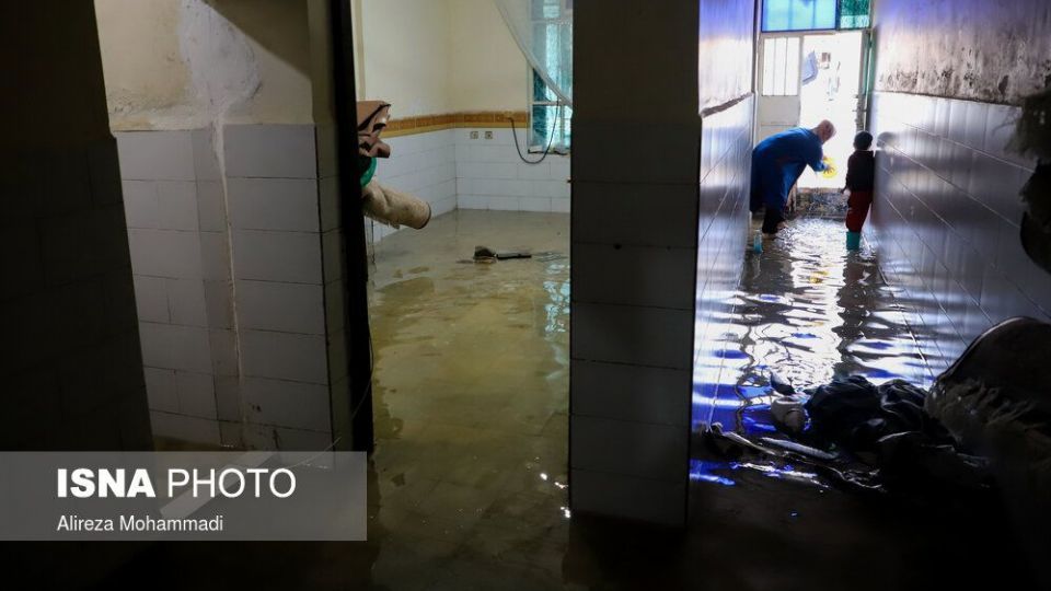 اهواز در آب