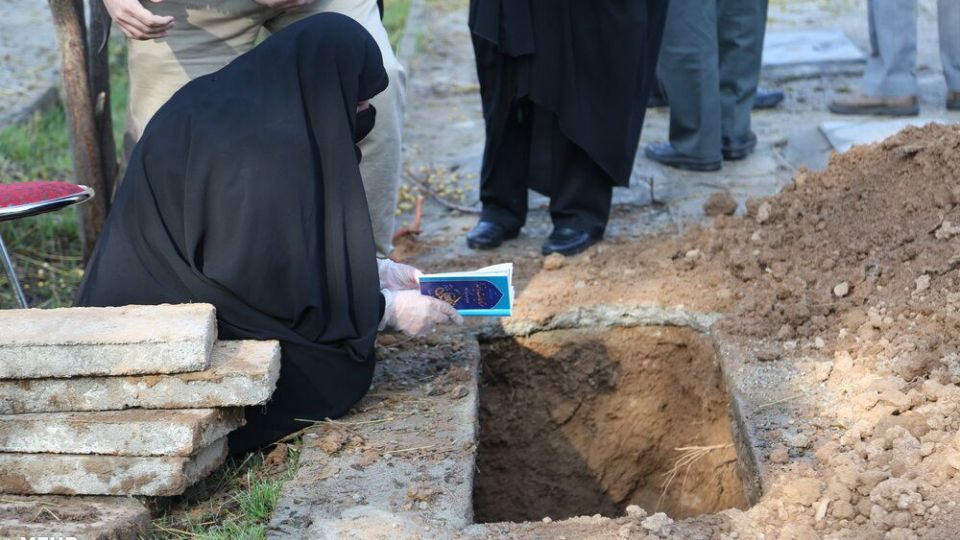 مراسم تشییع پیکر مرحوم علی اصغر زارعی