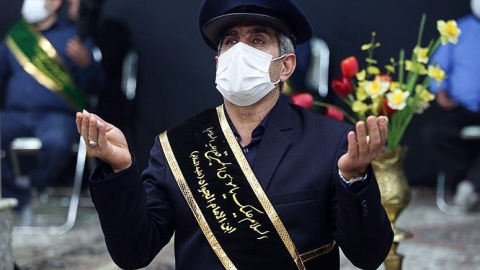 آیین غبار روبی ضریح امامزاده موسی مبرقع