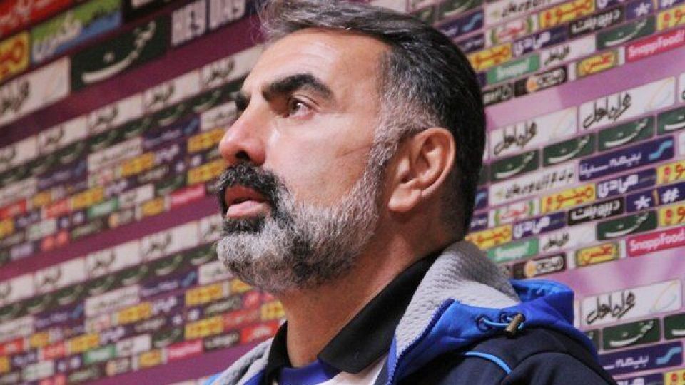 فکری: استقلال حاشیه‌های زیادی دارد