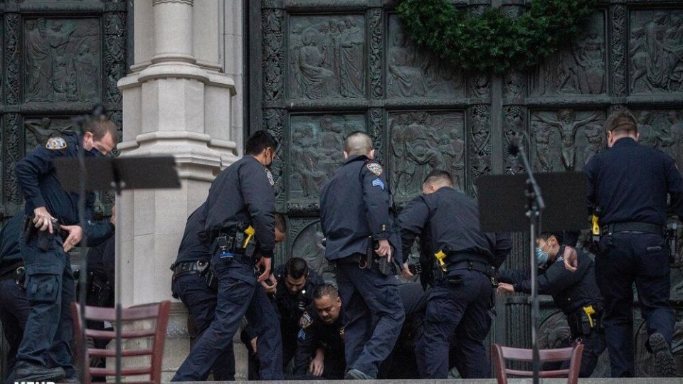 تیراندازی در کلیسای منهتن نیویورک