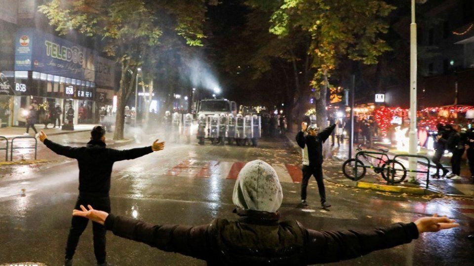 اعتراضات به دنبال کشته شدن یک جوان در آلبانی به دست پلیس