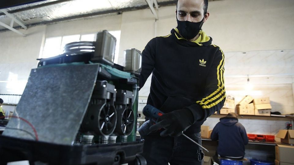 واگذاری ۴۰۰ دستگاه اکسیژن‌ساز صلیب سرخ به هلال‌احمر