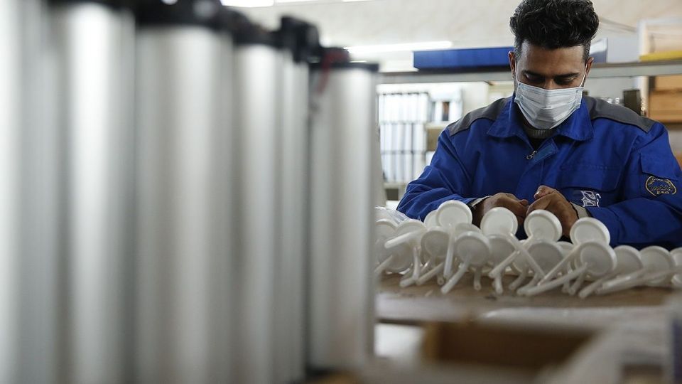 واگذاری ۴۰۰ دستگاه اکسیژن‌ساز صلیب سرخ به هلال‌احمر