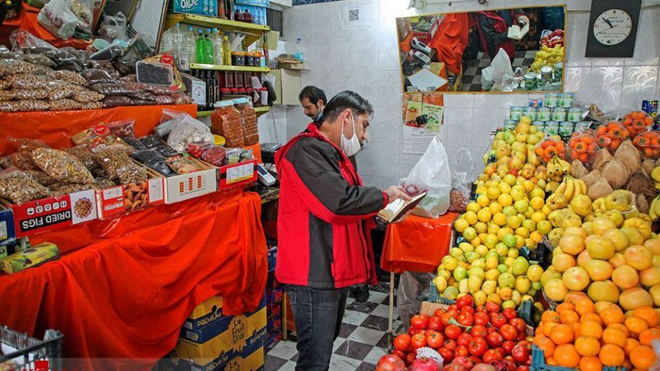 گشت تعزیرات در شب یلدا - سنندج