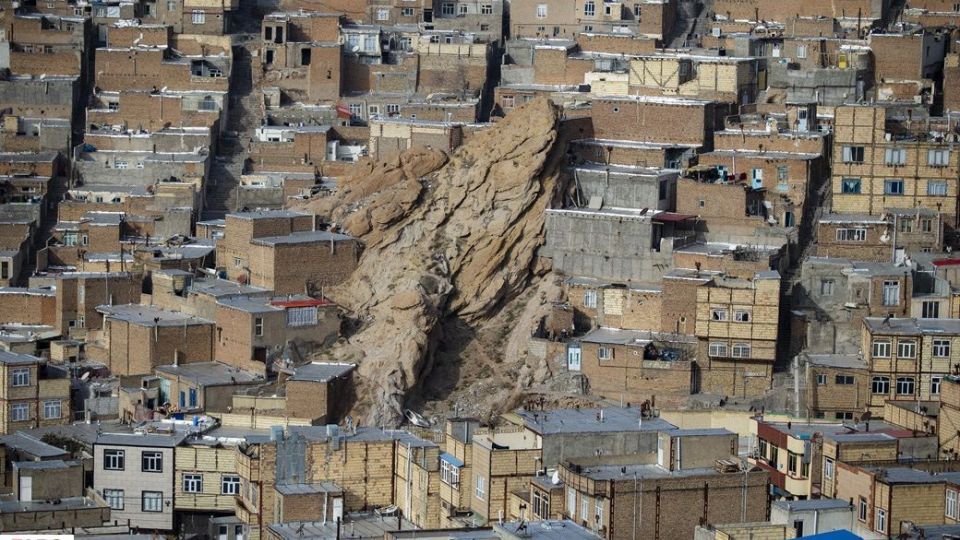 خانه های معلق