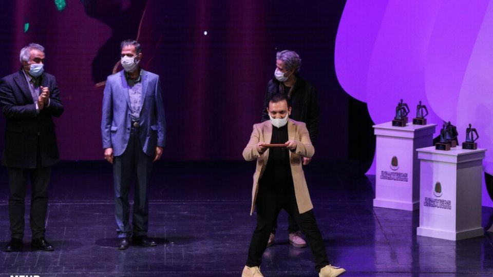 مراسم اختتامیه هفدهمین جشنواره سراسری تئاتر مقاومت