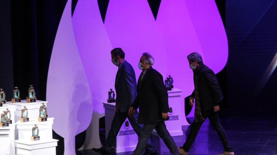 مراسم اختتامیه هفدهمین جشنواره سراسری تئاتر مقاومت