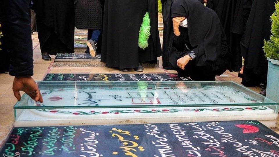 حال وهوای گلزار شهدای کرمان در آستانه سالروز شهادت شهید سپهبد قاسم سلیمانی