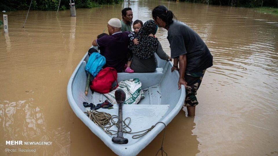 آواره شدن هزاران نفر بر اثر سیل در مالزی