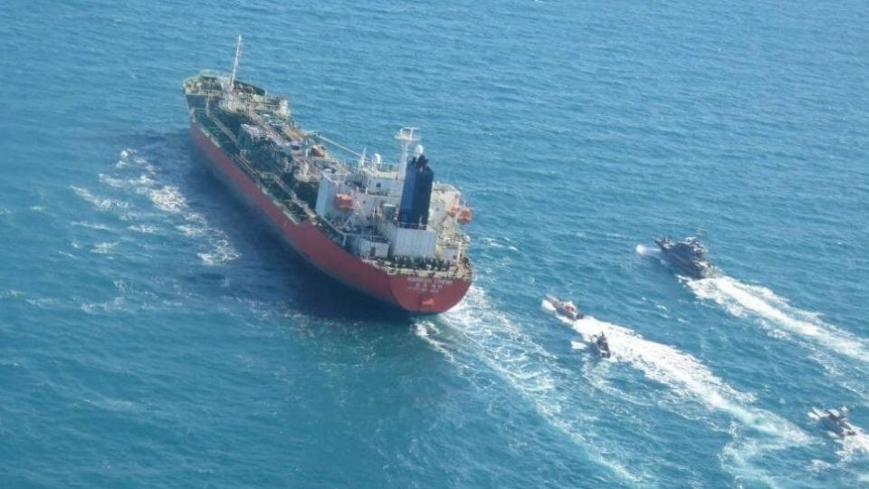 ایران یکی کشتی با پرچم کرهجنوبی را توقیف کرد + جزئیات ایران یکی کشتی با پرچم کرهجنوبی را توقیف کرد + جزئیات