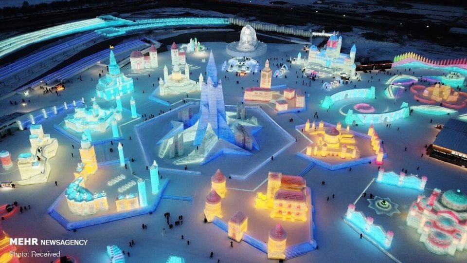 بزرگترین شهر یخی در چین