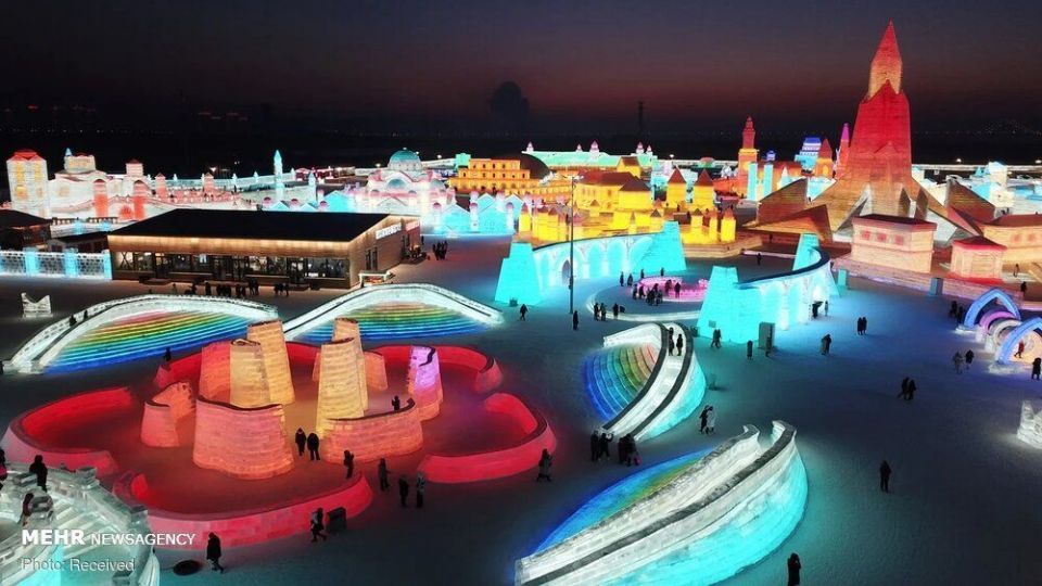 بزرگترین شهر یخی در چین