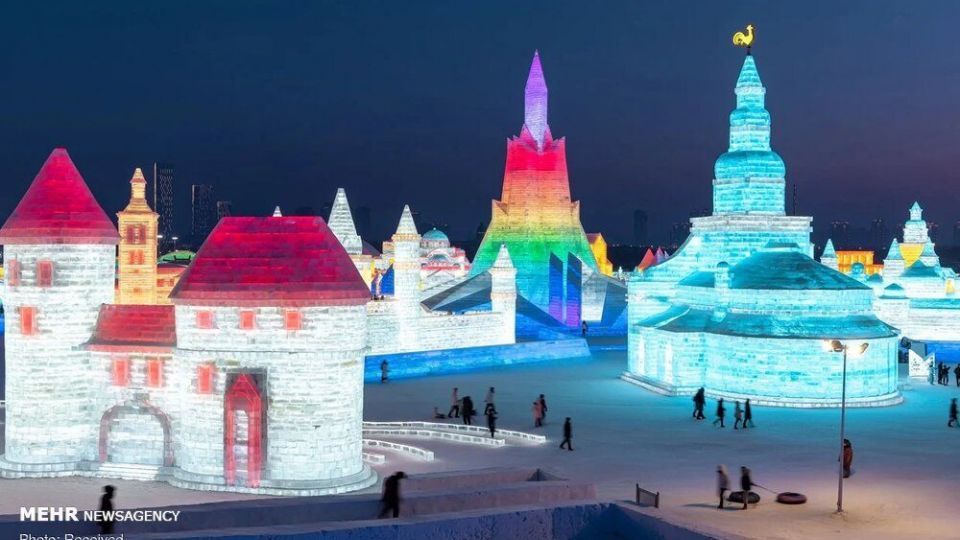 بزرگترین شهر یخی در چین