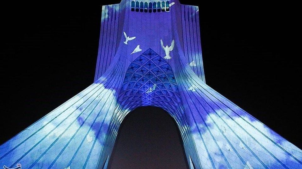 یادبود جانباختگان هواپیمای اوکراینی