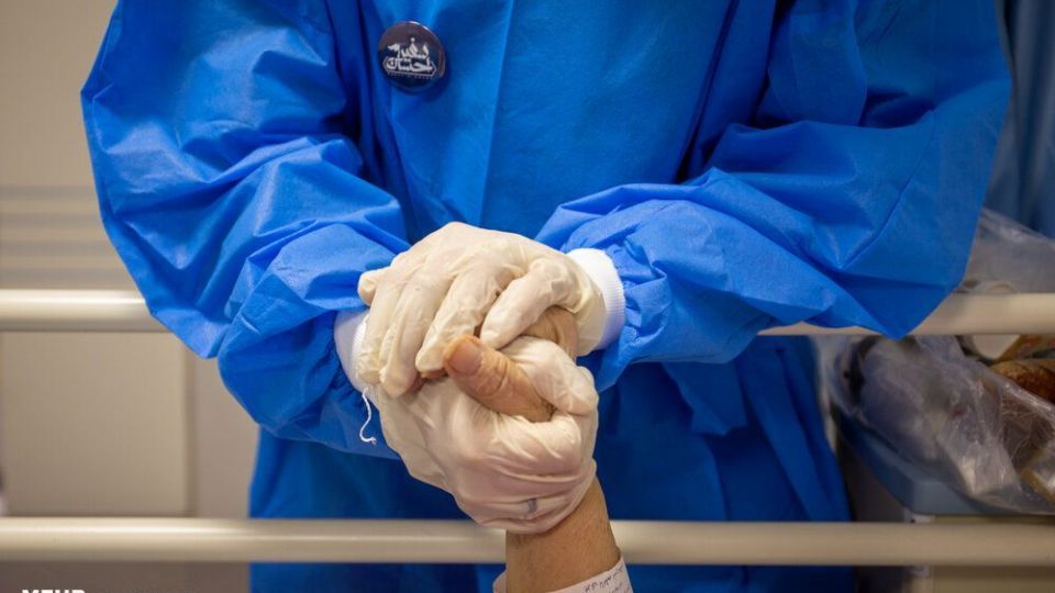 فعالیت طلاب جهادی در بیمارستان ها