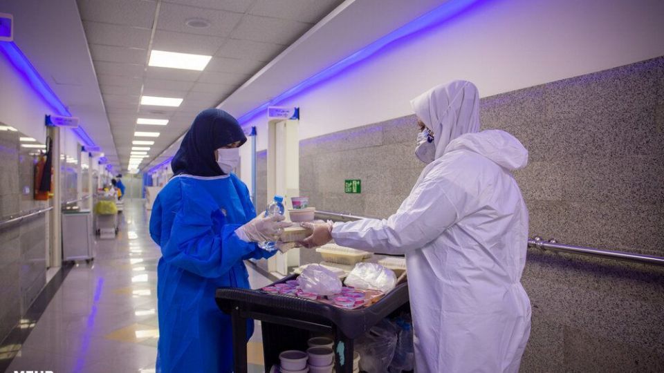 فعالیت طلاب جهادی در بیمارستان ها