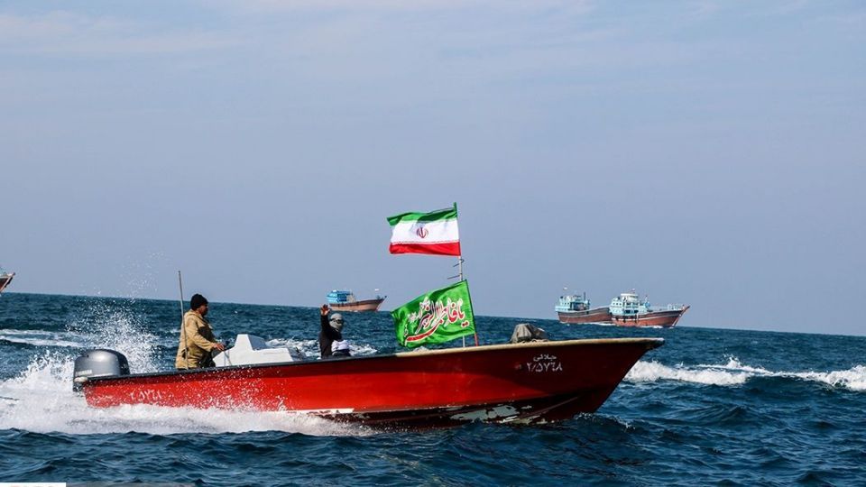 نمایش اقتدار در محل دستگیری متجاوزان آمریکایی