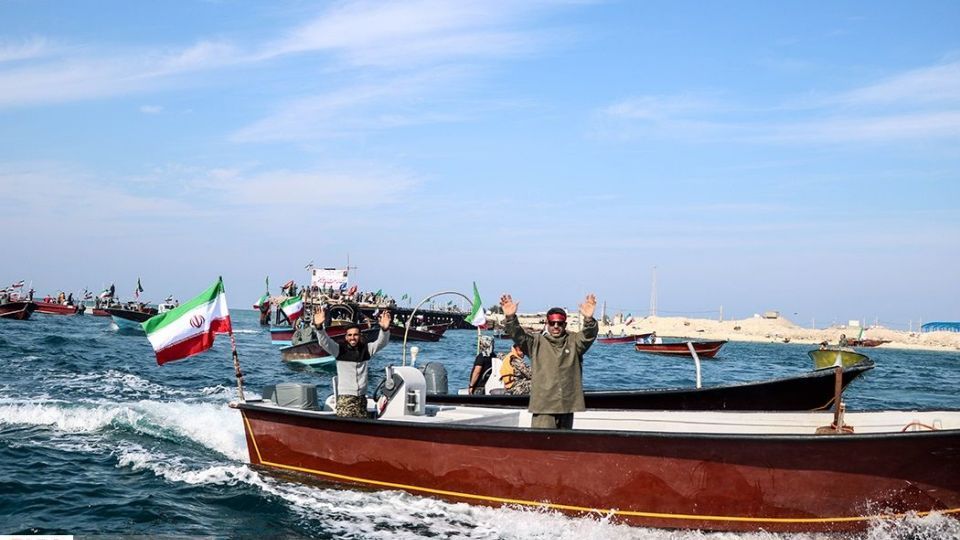 نمایش اقتدار در محل دستگیری متجاوزان آمریکایی