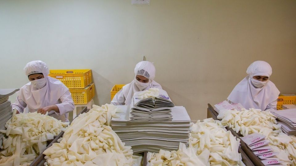 کارگاه تولید دستکش جراحی لاتکس در جنوب کشور