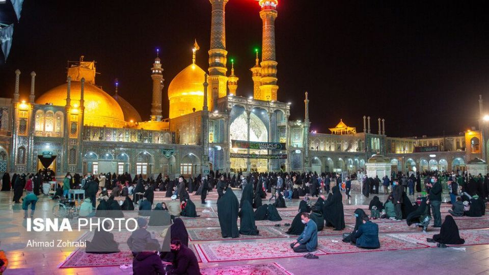 شب شهادت حضرت زهرا در حرم کریمه اهل بیت(ع)