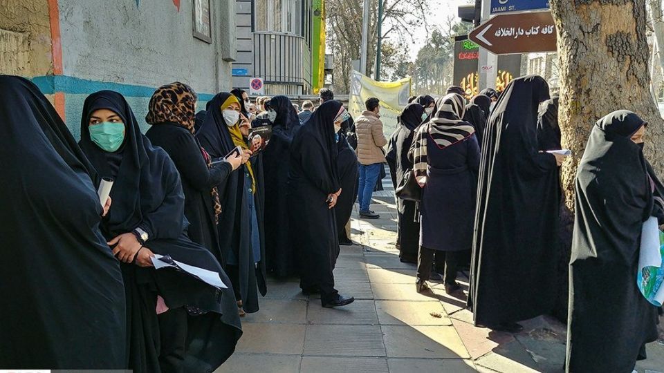 تجمع سهامداران بانک مهر اقتصاد مقابل قوه قضائیه