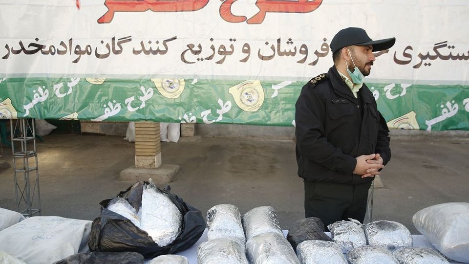 بازدید فرمانده ناجا از دستاورد‌های پلیس