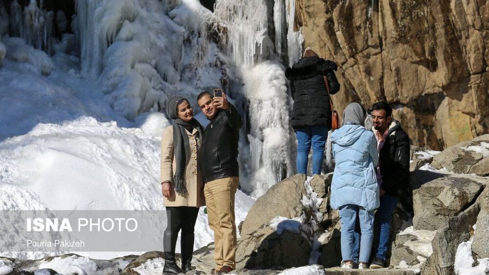 آبشار تمام قندیل «گنجنامه»