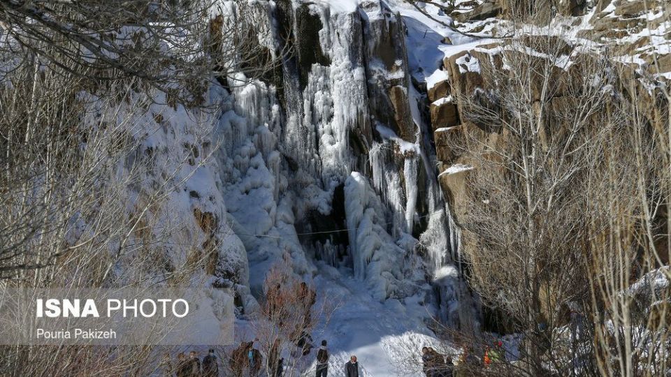 آبشار تمام قندیل «گنجنامه»